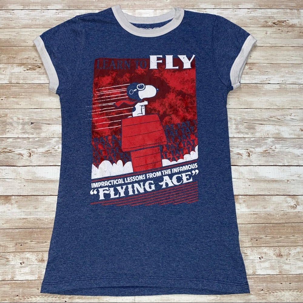 Nice Snoopy Peanuts T-Shirt